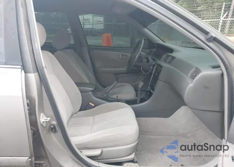 2001 Toyota Camry Le z USA, uszkodzony, nr VIN 4T1BG22K11U066609